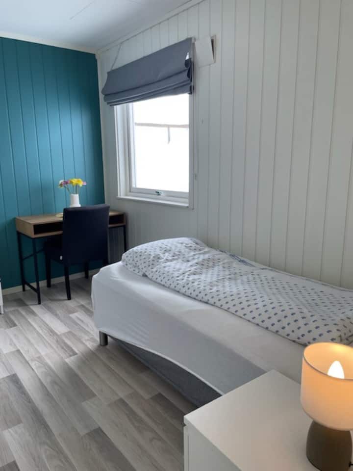 เตียงกว้าง 90 ซม.