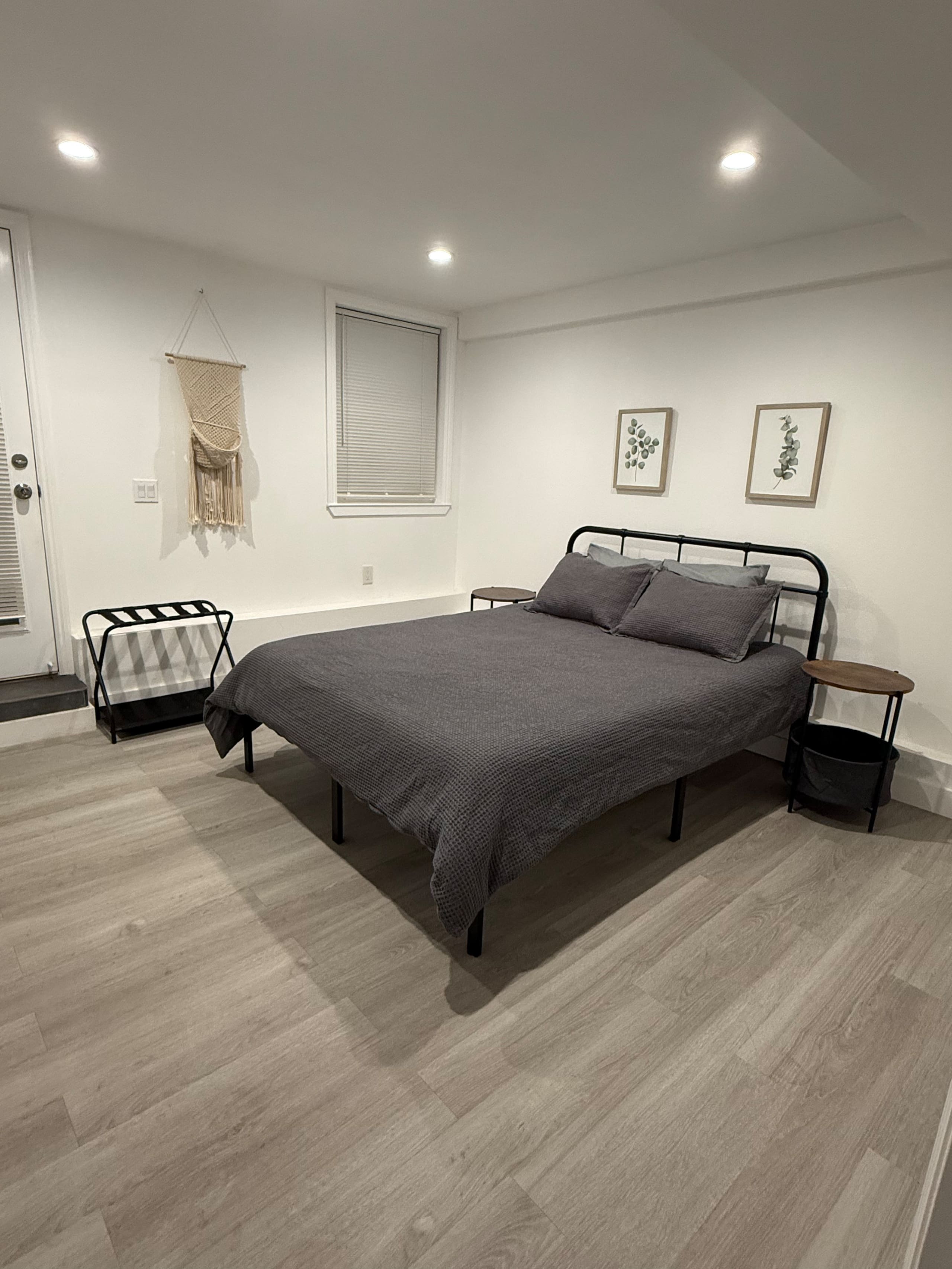 Home in San Francisco · ★4.89 · 2 bedrooms · 3 beds · 1.5 baths - Image 13