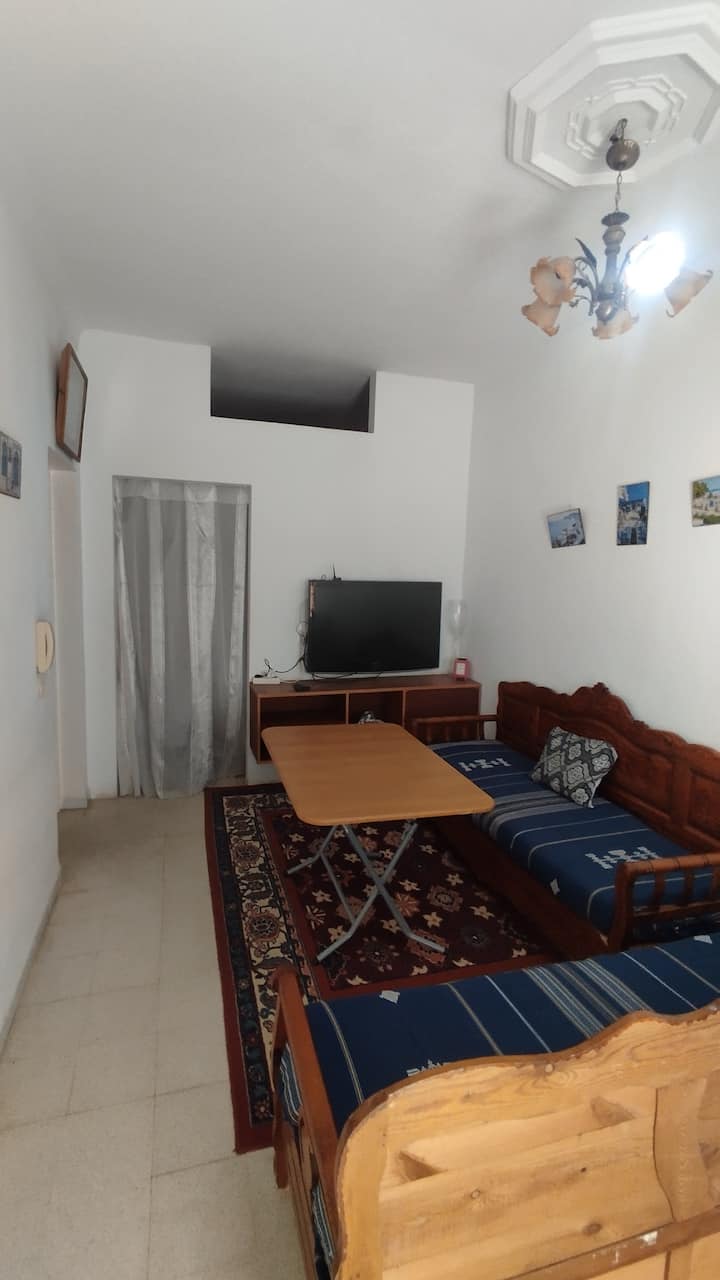 Maison De Ville, Calme à 220 Mètres De La Plage. - Hammamet