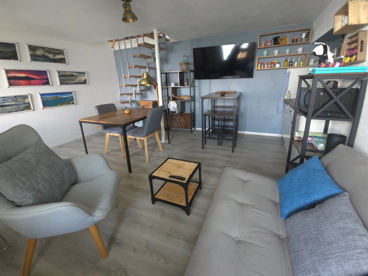 Top performing Airbnb: Stunning view over Lake Maggiore in Brissago