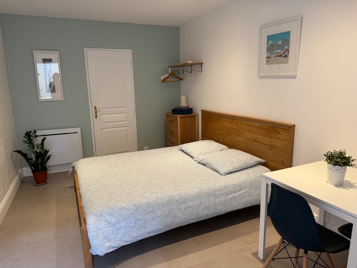Suite Chambre Et Patio Privés Proche Jardin Public - Burdeos