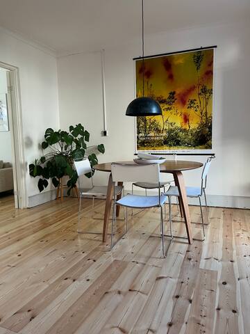 Cozy city house in Copenhagen. gallery image 2