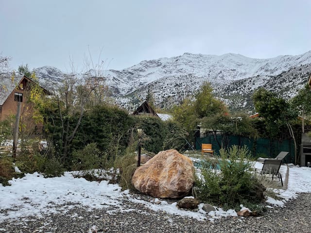 Cordillera cabin. Ingenio, Cajon del Maipo, Chile