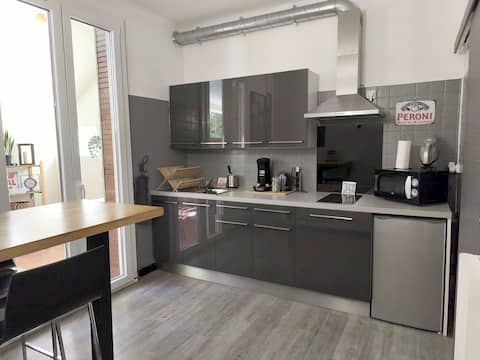 Top Airbnb: Le laurier rose • Tram • Parking • Center within walking distance in Avignon