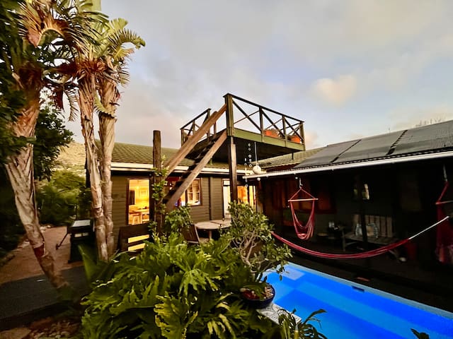 Equinox Lifestyle: 2 Bedroom Beach House with Pool gallery image 3