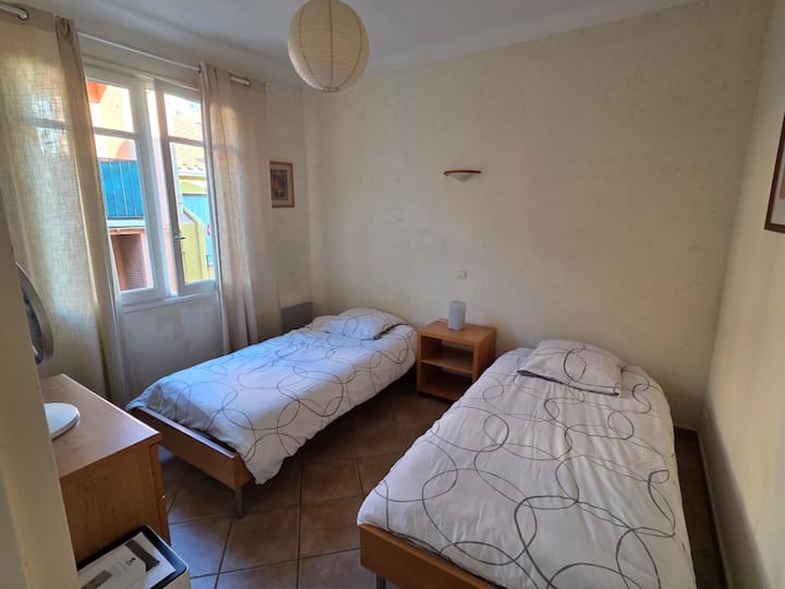 Dhomë gjumi 2