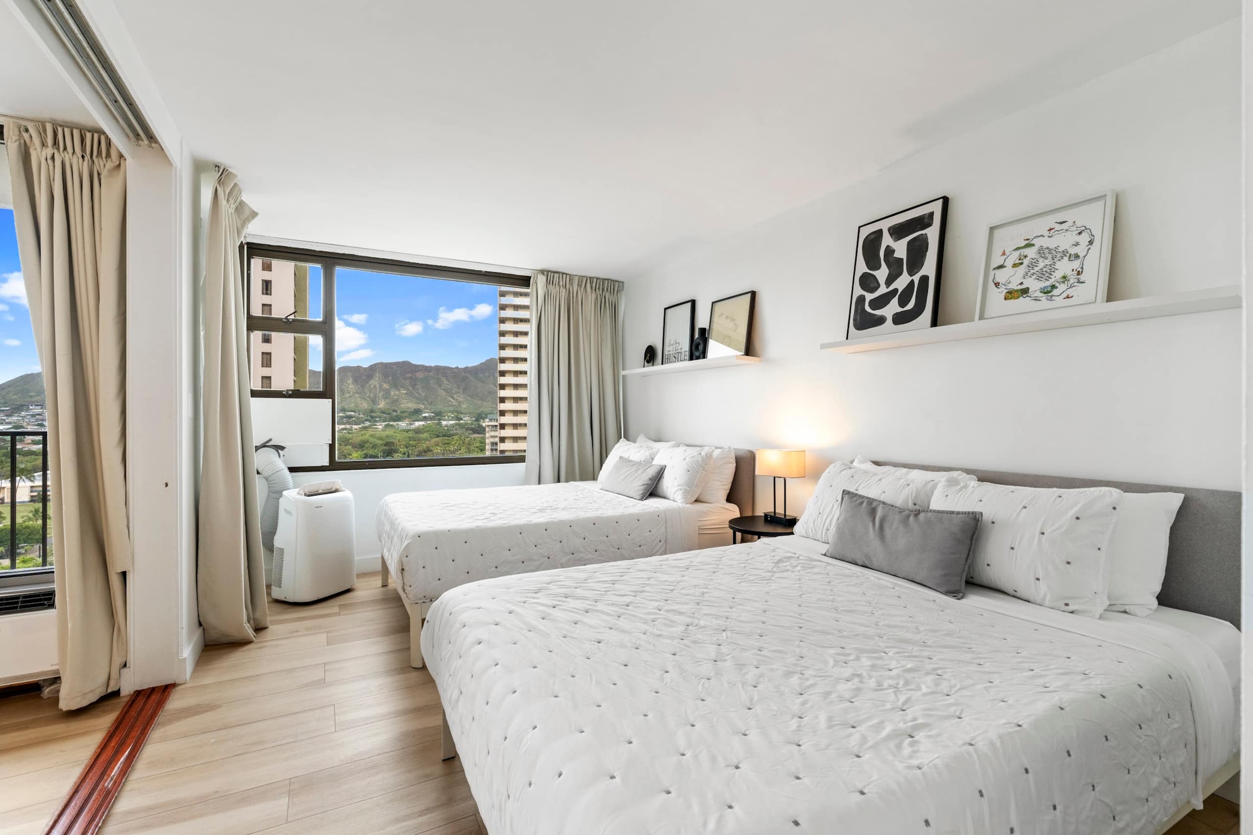 Condo in Honolulu · ★4.97 · 1 bedroom · 3 beds · 1 private bath - Image 1