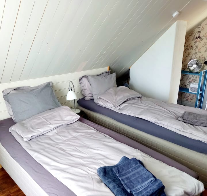 Quarto 2. As camas podem ser trocadas, se necessário.