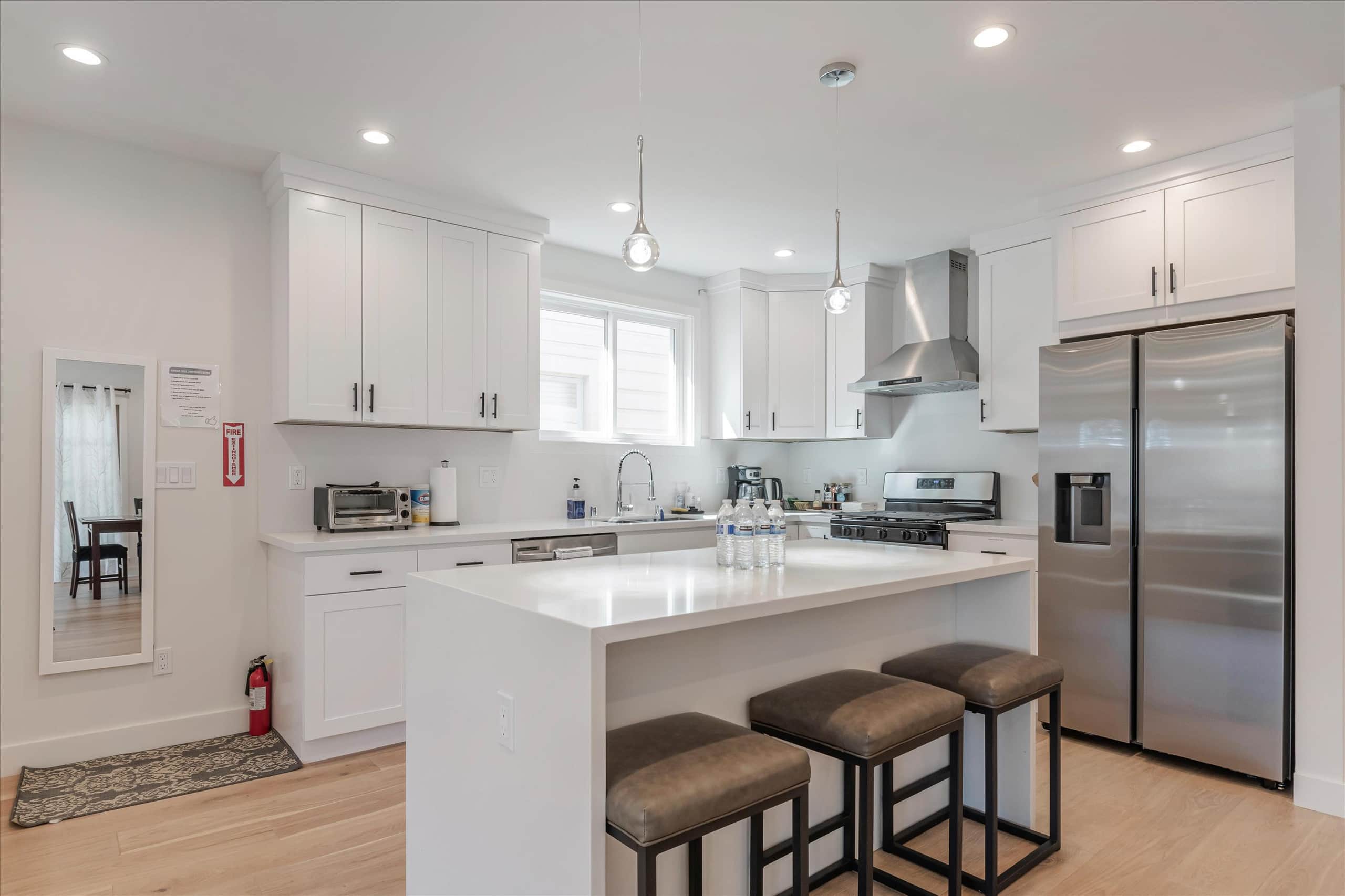Home in San Francisco · ★4.96 · 3 bedrooms · 4 beds · 2 baths - Image 5