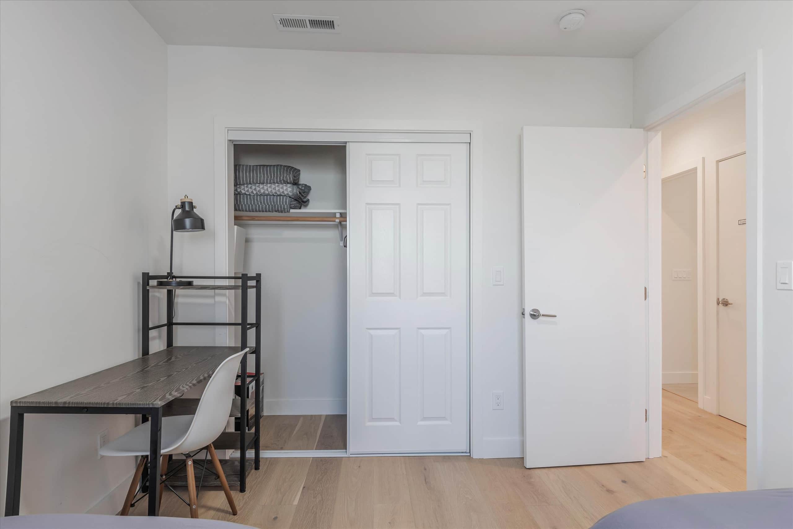 Home in San Francisco · ★4.96 · 3 bedrooms · 4 beds · 2 baths - Image 31