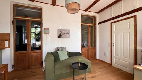 Top Airbnb: Apartment "Hirsch Heinrich" beach, forest, city vacation in Graal Müritz