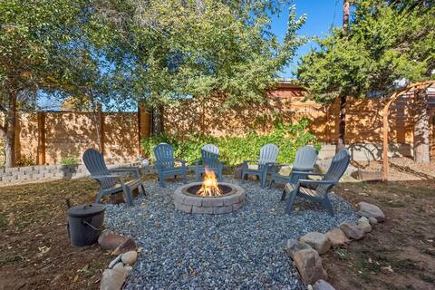 Centrally Located  Suite with Firepit & Backyard