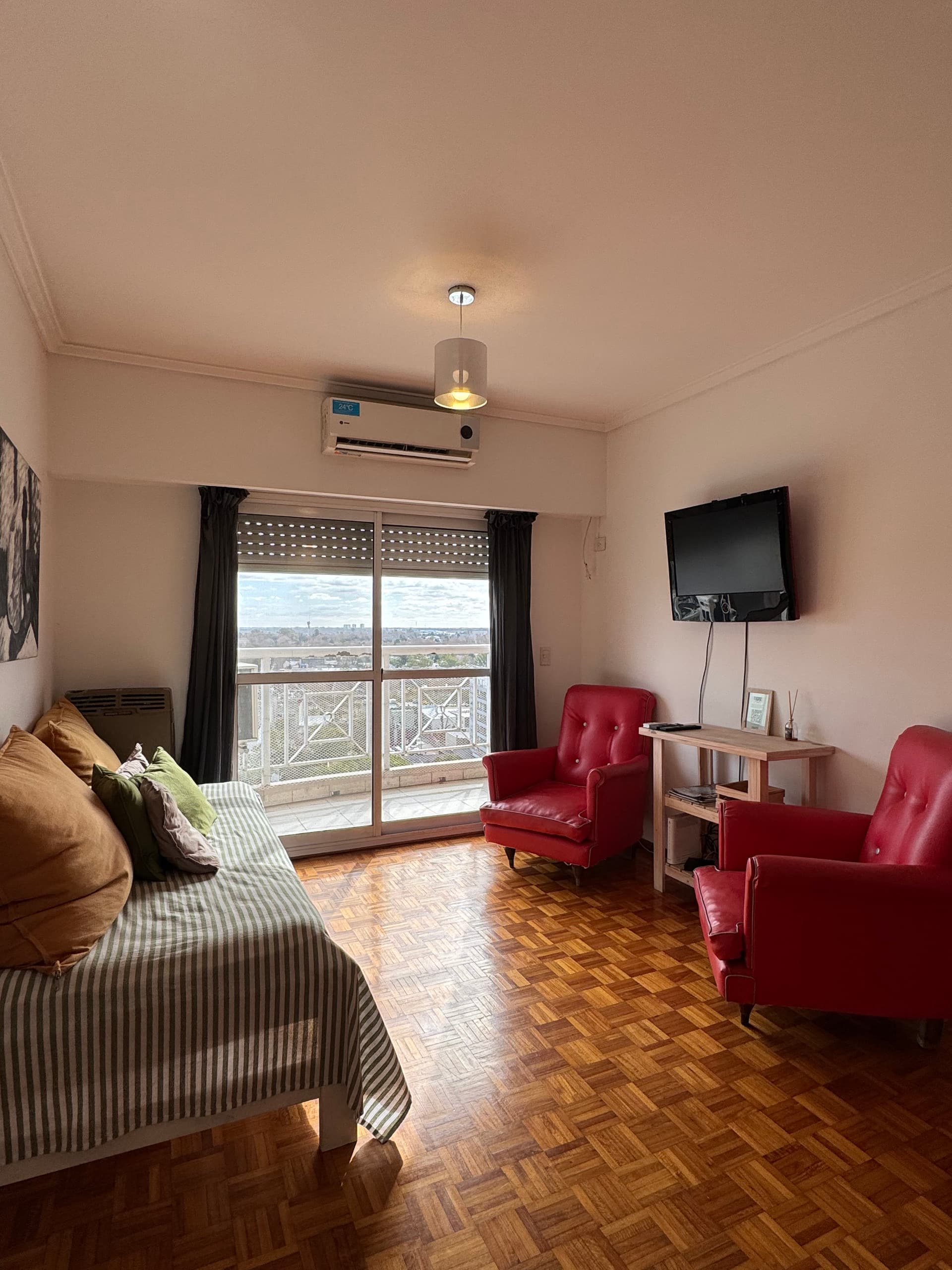 Two-bedroom apartment in Tigre Centro with terrace pool