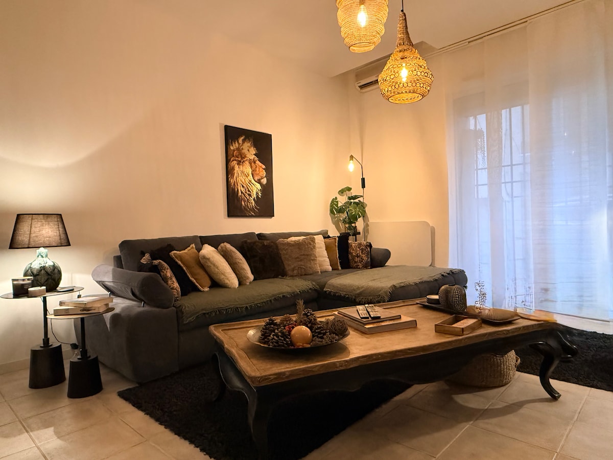 Top performing Airbnb: Le J&J Air-Conditioned Ground Floor Heart of the City in Sète