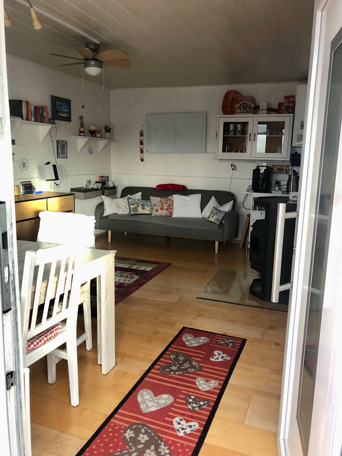 Popular Airbnb listing: Hus Michel summer house 10 minutes to the beach (cycling) in Trassenheide