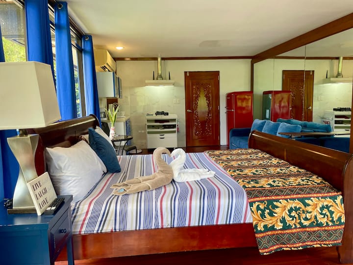 Ngermid Oasis - Xl Spacious Studio W/ Great Views - Palau