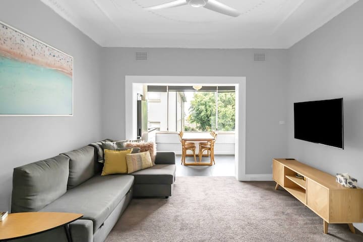 Beachside Bliss: Heart Of The Coastal Lifestyle - Randwick