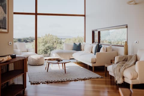 Miramar | Absolute BEACHfront, private escape