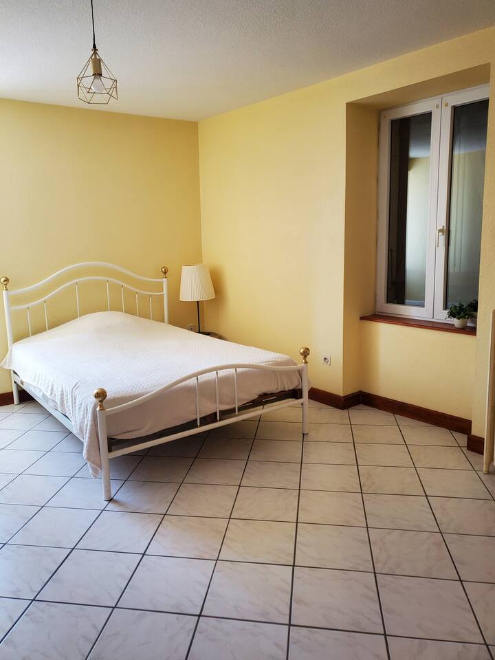 Schlafzimmer 2