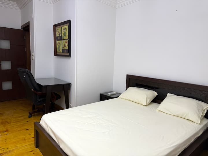 საძინებელი 1