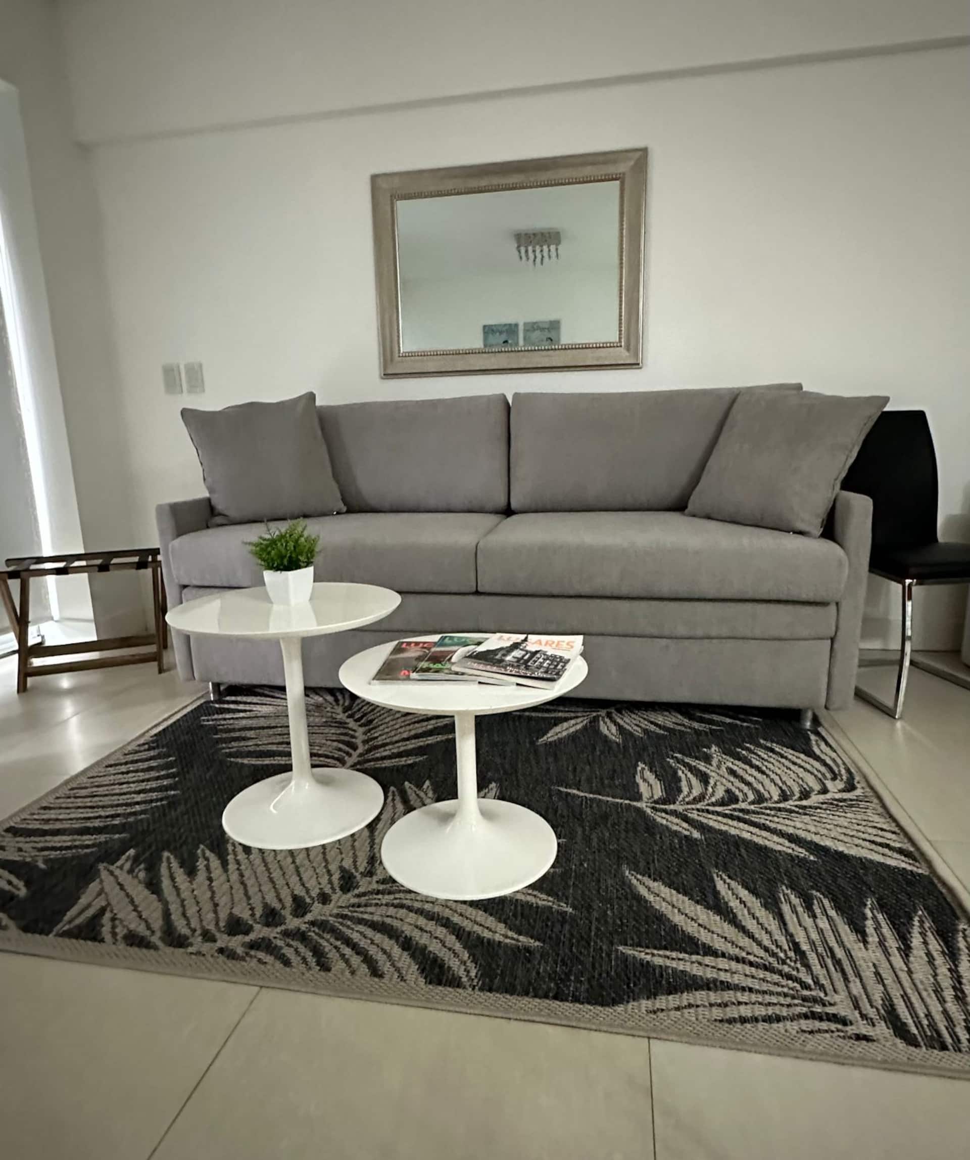 Enjoy Puerto Madero + Parking + 24-hour security
