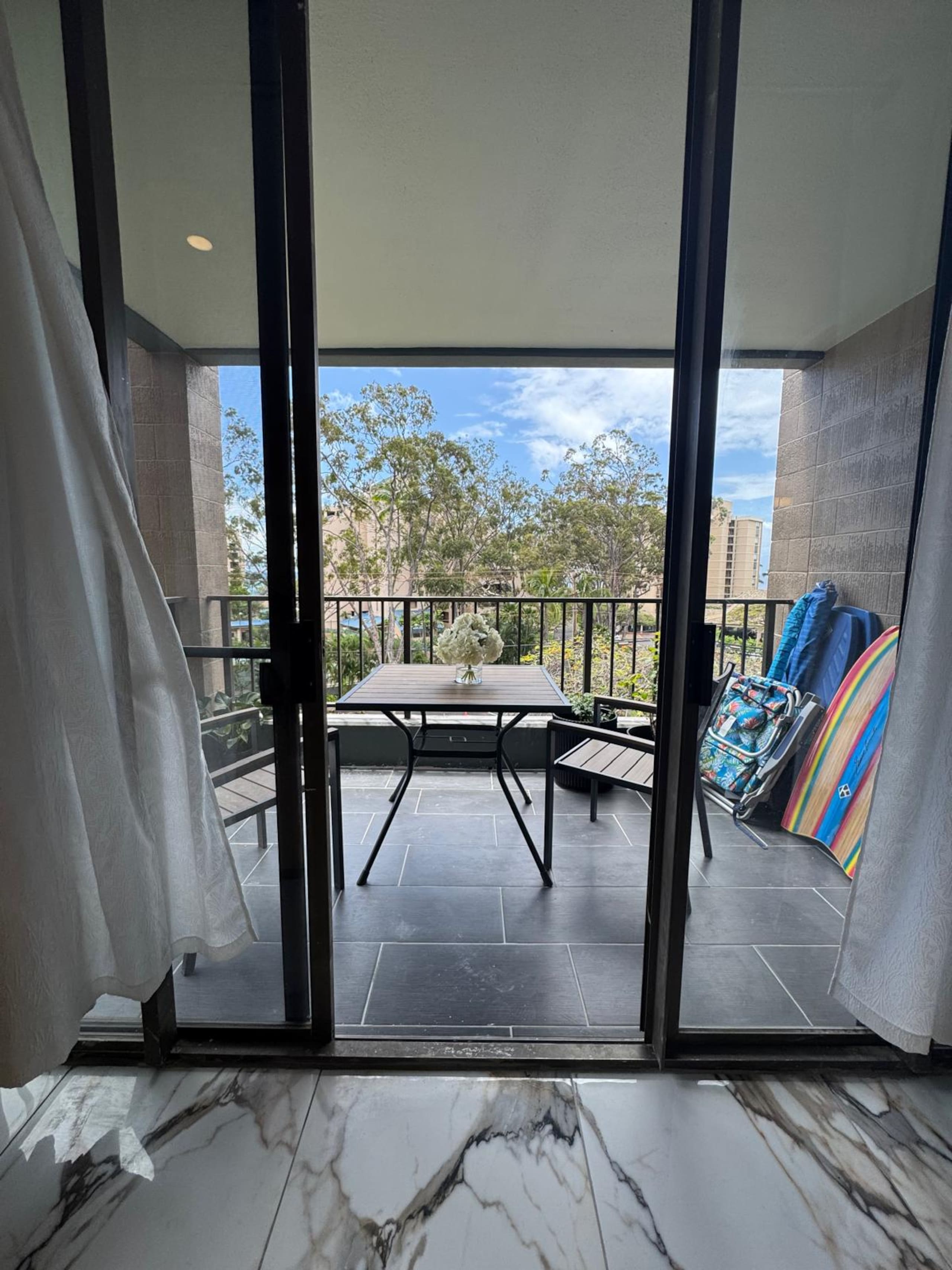 Condo in Lahaina · ★4.81 · 2 bedrooms · 3 beds · 2 baths - Image 32