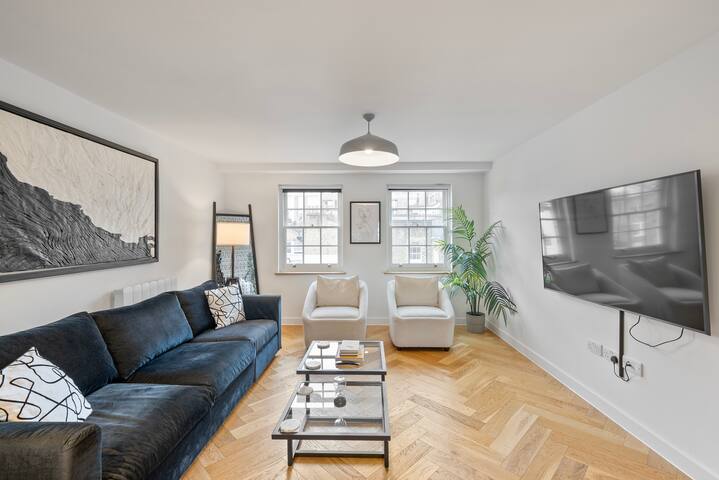 Charming 2 bedroom 2 bathroom flat near Oxford St gallery image 2