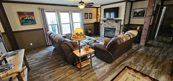 Cozy Home Close To The Marina, Lake And Downtown - ブルー・リッジ, GA