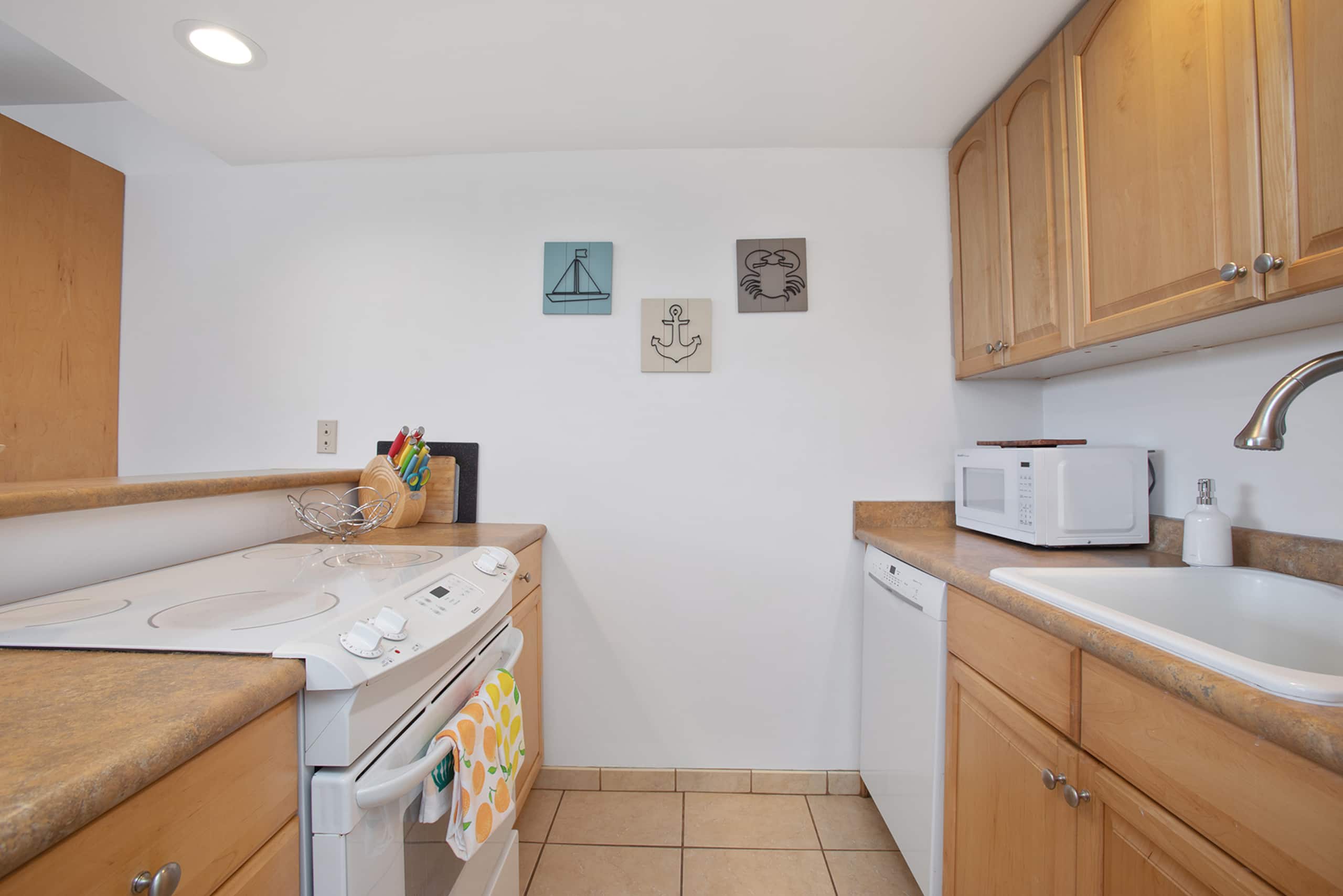 Condo in Kihei · ★4.5 · Studio · 2 beds · 1 bath - Image 30