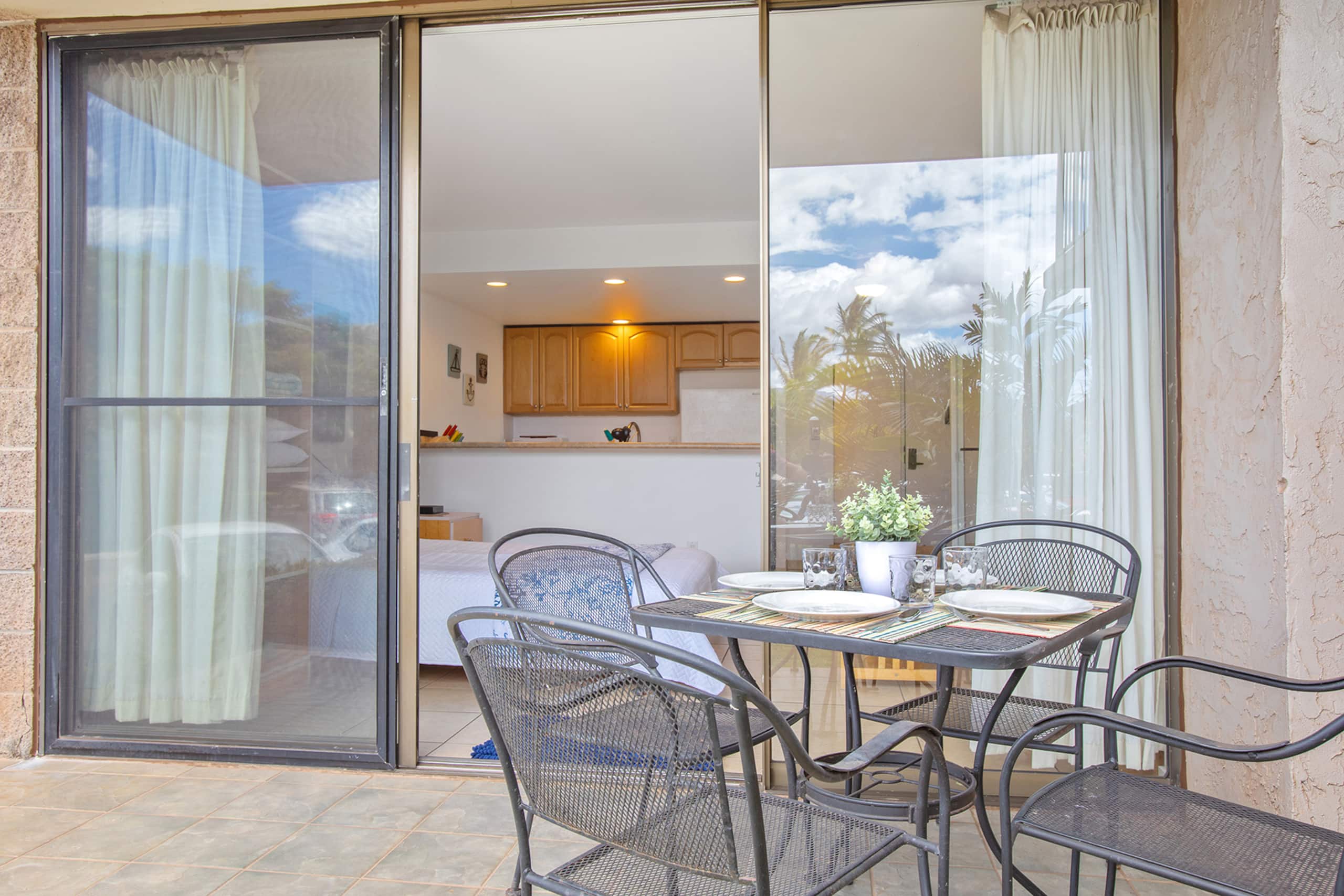 Condo in Kihei · ★4.5 · Studio · 2 beds · 1 bath - Image 24