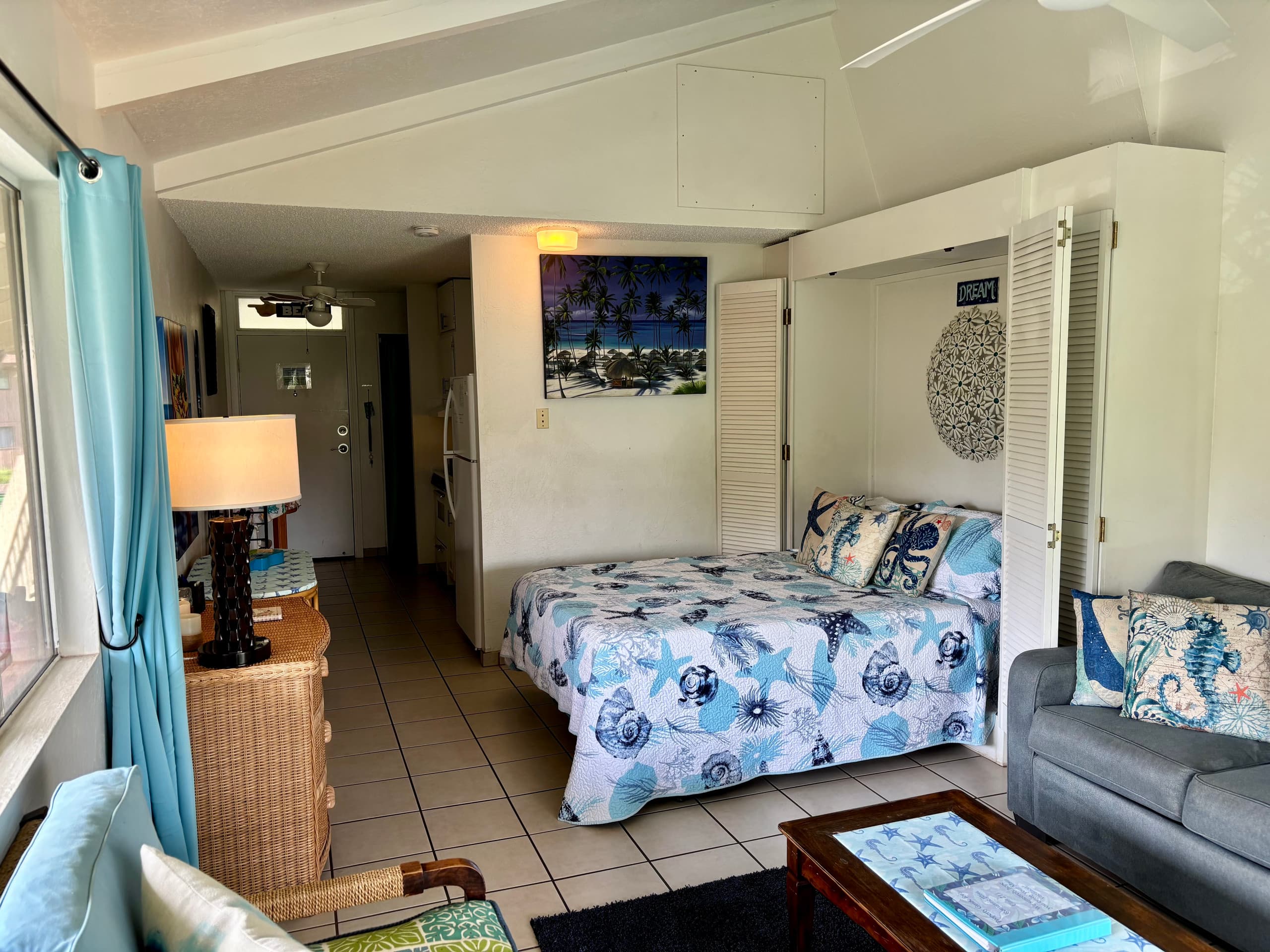 Condo in Kihei · ★4.8 · Studio · 2 beds · 1 private bath - Image 26