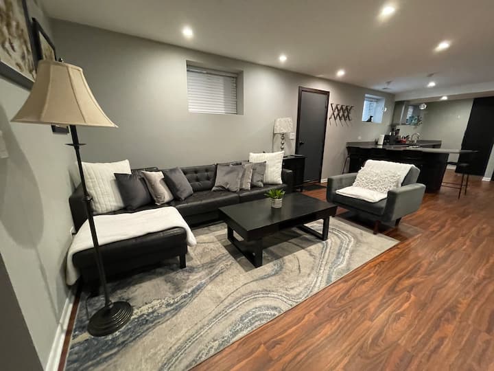 The Holiday House By The Lake! 2br/2bth - Chicago, IL