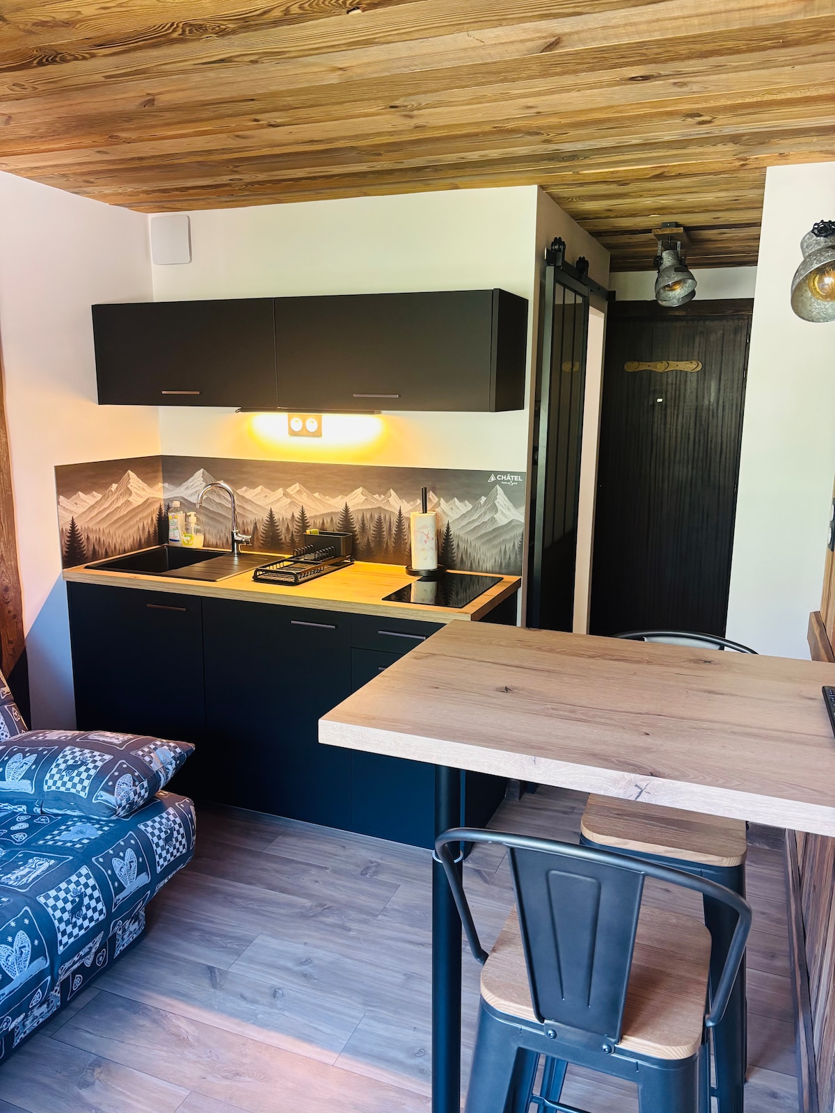 Propriété Airbnb réussie: Charming Cozy Studio "La Dosse" (Renovated in 2025) à Châtel