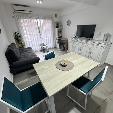Popular Airbnb listing: New, spacious, equipped apartment + large room in Rosario