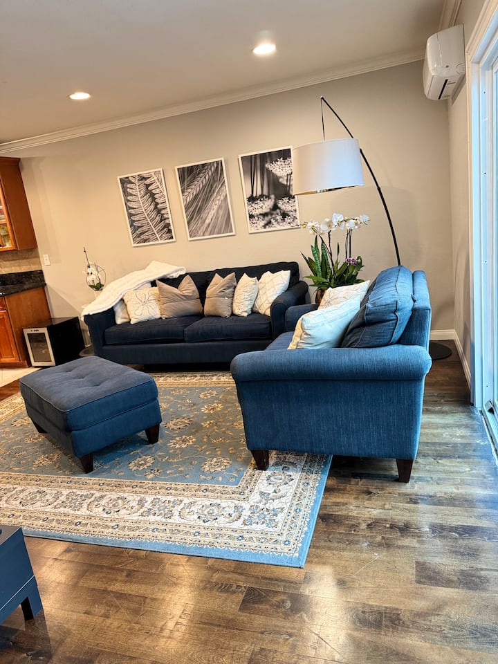 Great 4 Bed Home With Fireplace - Rancho Palos Verdes, CA