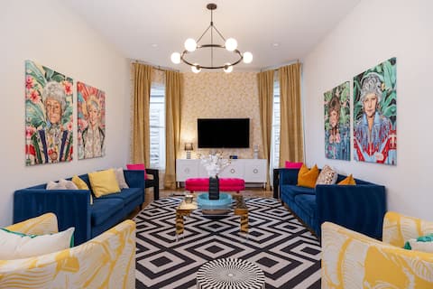 Top performing Airbnb: Large Designer Home- Sleeps 12 in East Nashville! in Nashville Davidson Metropolitan Government (Balance)