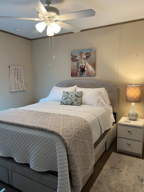 Impeccably clean 2BR country home