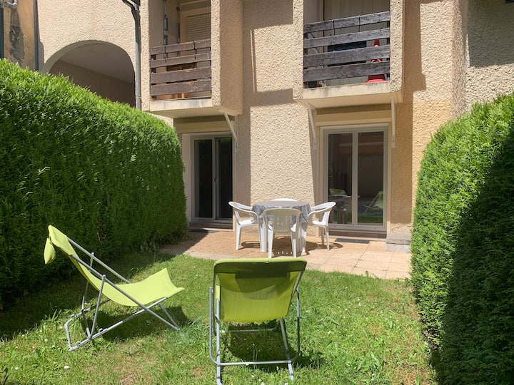 Avec Jardin Privatif Et Garage - Cauterets