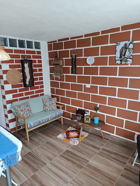 Popular Airbnb listing: A beautiful studio apartment that accepts your pets in San Rafael