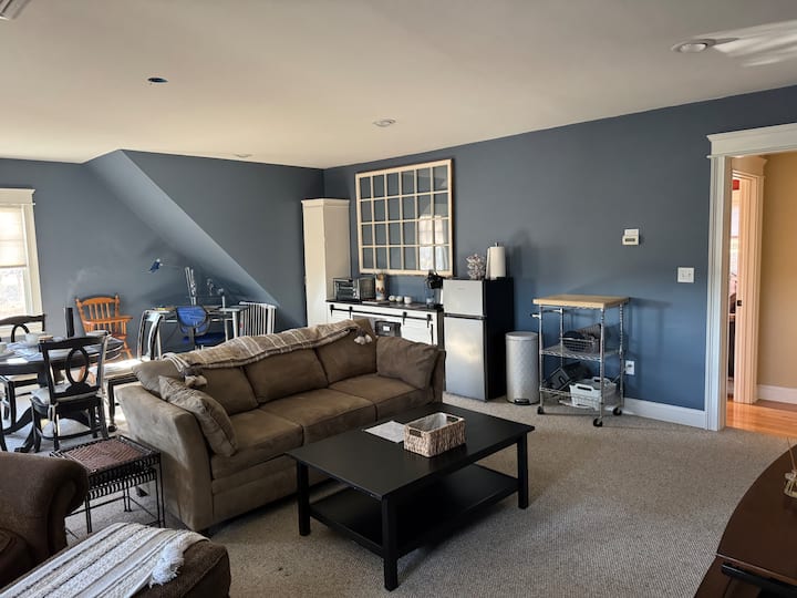 Comfy-spacious-private 1br Conveniently Located - Medford, MA