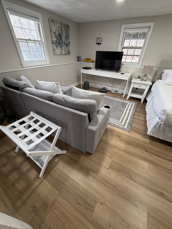 Cozy Studio • Parking • Near Boston - Salem, NH