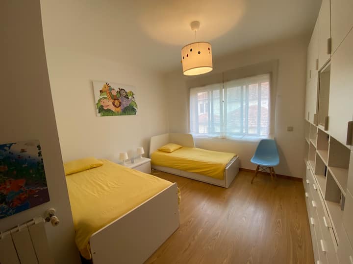 საძინებელი 1