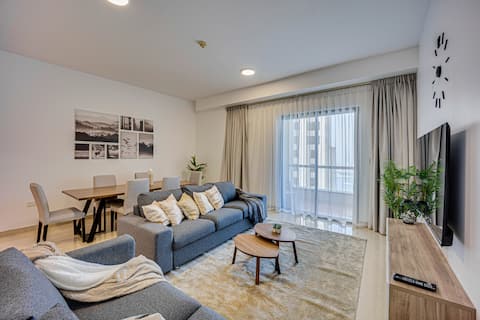 Incredible 2BD Sea View apartment in the JBR