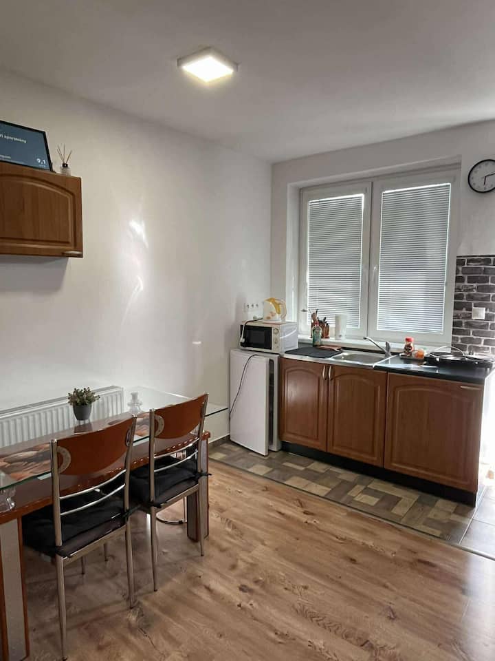 საძინებელი 1