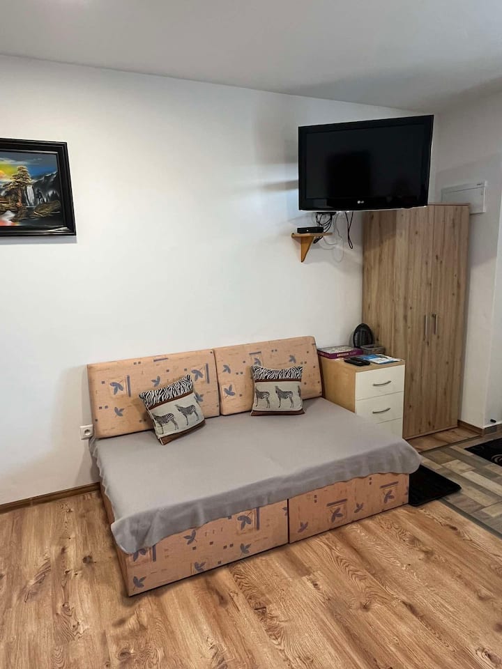 საძინებელი 4