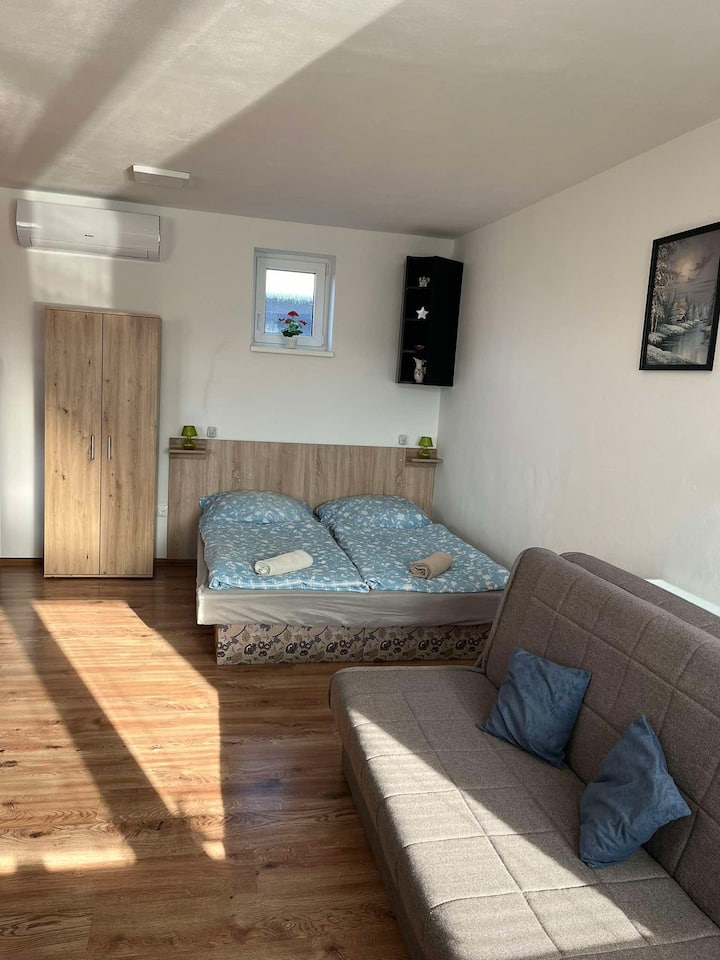 საძინებელი 2