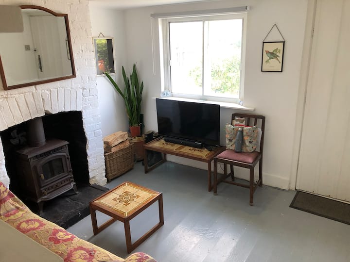 2 Bed Cottage Hastings Old Town - Hastings