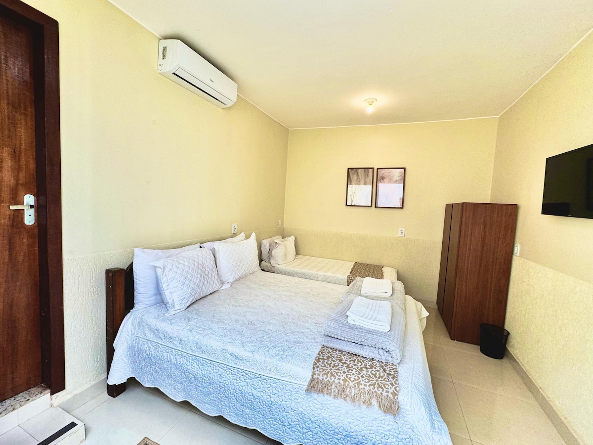 Suitë me krevat dopio dhe një krevat tek 