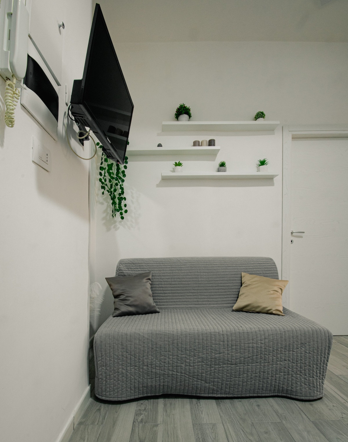 Top Airbnb: Il Dubbio in the Spanish Quarters a Napoli