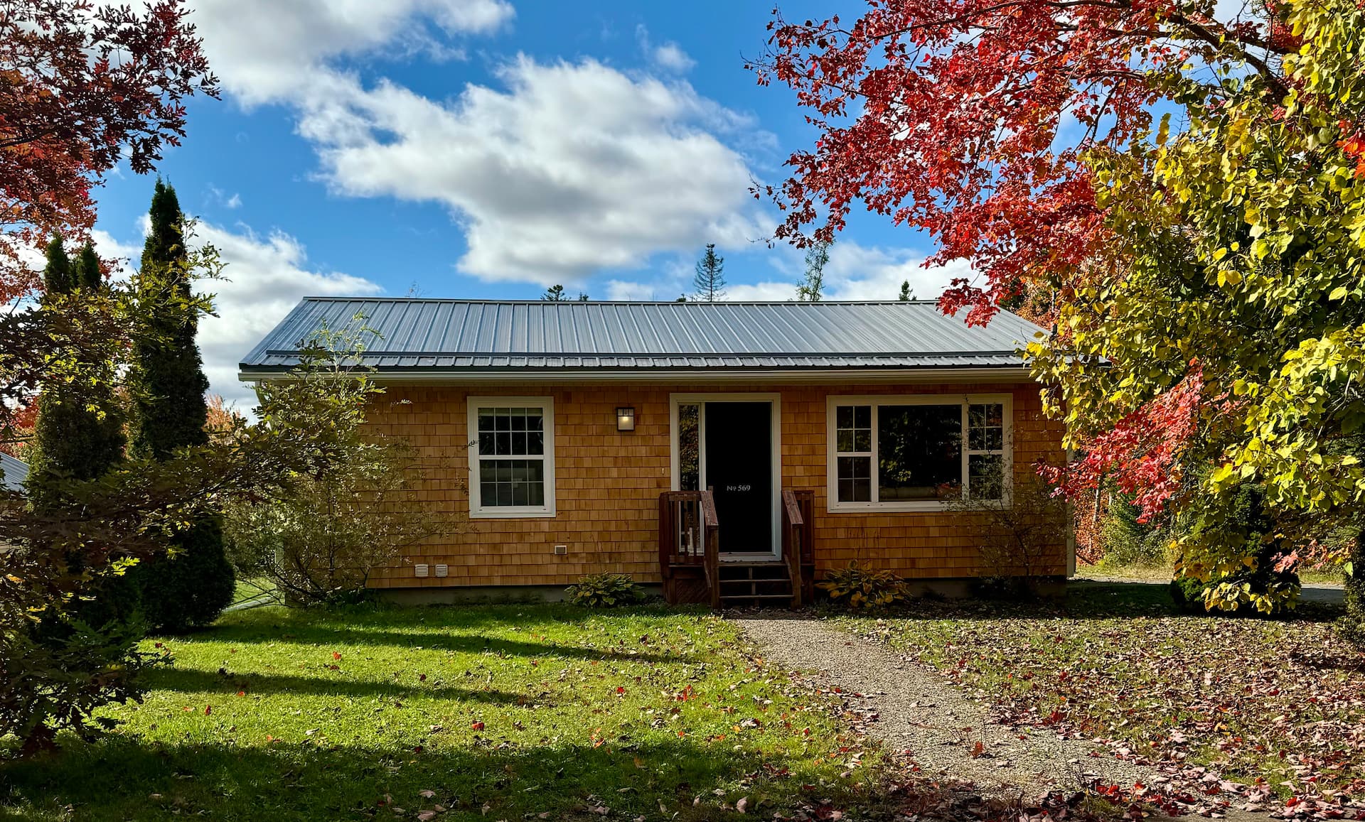 Beautiful 3bdrm 10 mins to airport